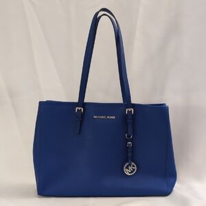 Michael Kors Jet Set Saffiano Tote Bag